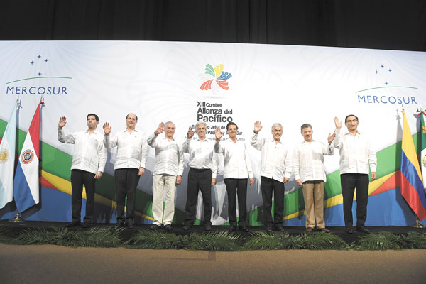 CCS y Sofofa proponen cambios para facilitar comercio de servicios