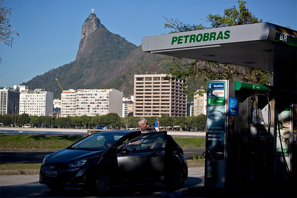 Petrobras registra su mejor resultado semestral desde 2011