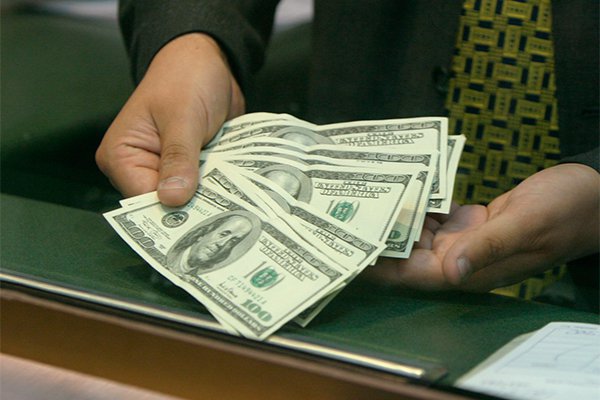 Lamentablemente para Donald Trump, la guerra comercial hace subir el dólar