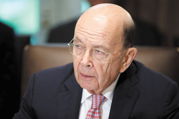 Acusan al secretario de Comercio de EEUU de robar US$ 120 millones a sus socios