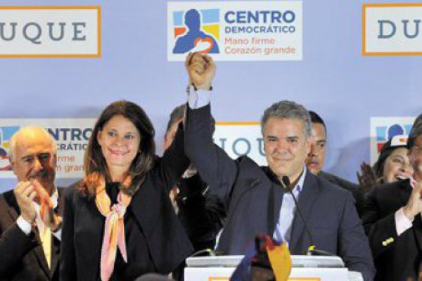 <p>Inversionistas esperan que nuevo presidente colombiano saque a la bolsa de ocho años de letargo</p>