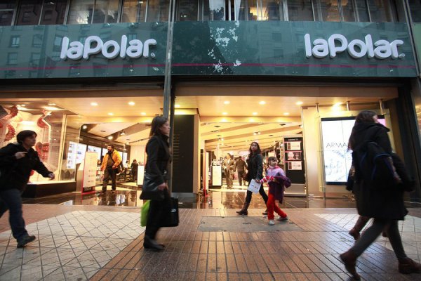 Ante nuevos casos de repactaciones: Sernac y La Polar intentan acuerdo en medio de juicio por demanda colectiva