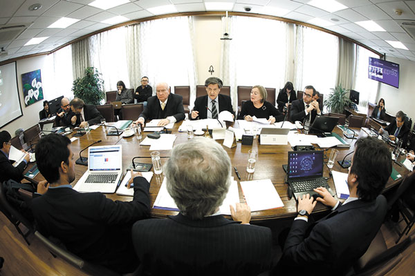 Monckeberg se reúne con representantes de las PYME por salario mínimo