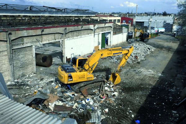 Firmas de demoliciones adelantan auge inmobiliario y permisos asociados aumentan