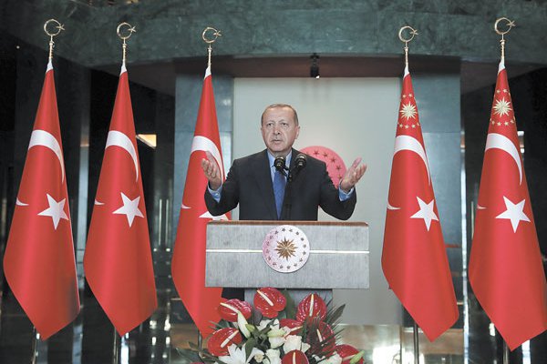 Preocupación por Turquía impacta a mercados de riesgo