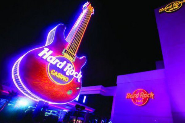 Investigan a restaurante de la cadena Hard Rock en China por retener salarios