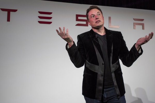 SEC investigará tuit que disparó acciones de Tesla por posible manipulación de mercado