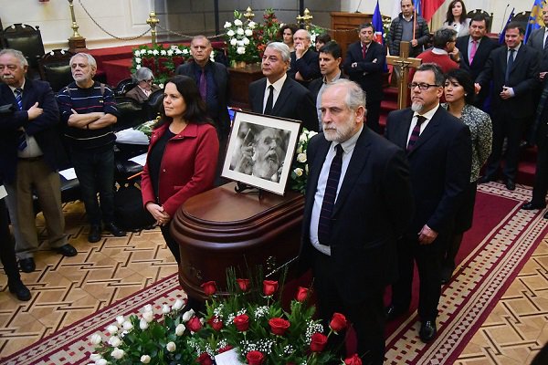 Profundo pesar por muerte de Andrés Aylwin Azócar