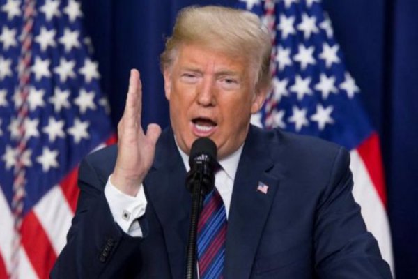Trump en horas complejas: "Si me sacan, el mercado se estrellará y todos serán pobres"