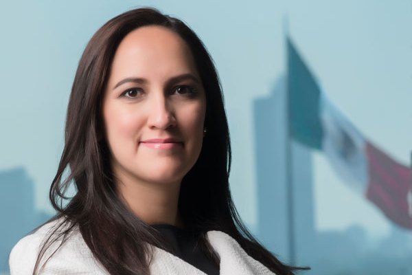 Jefa de iShares para A. Latina: “Chile representa una buena oportunidad”
