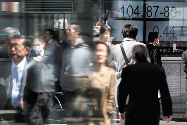 Japón: expertos advierten que introducir cambio de horario podría impactar la salud mental