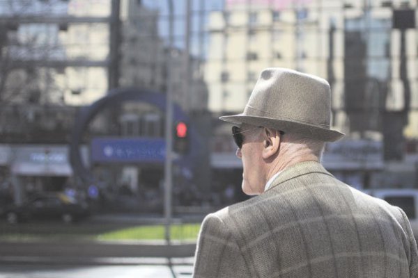 Chilenos con inversiones creen que deberían ahorrar el 19,2% de sus ingresos para la vejez