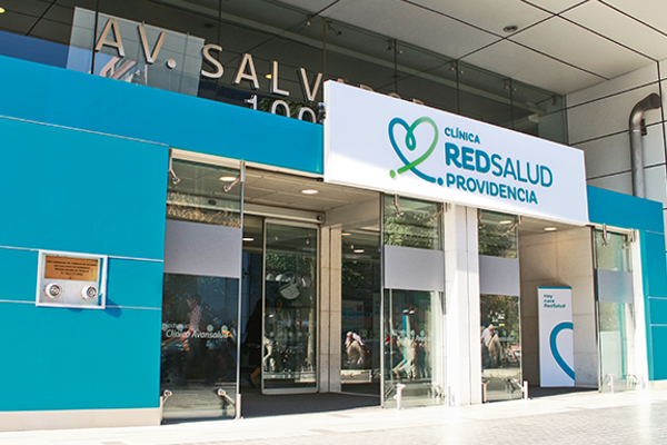 Utilidades de Red Salud se disparan en primera mitad del año por venta de participación en Imed