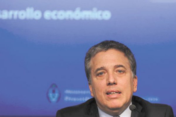 Ministro de Hacienda admite que economía de Argentina se contraerá 1% este año