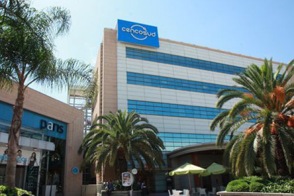 IPO shopping centers: Cencosud incluirá torre Costanera Center y espera vender hasta 30% de propiedad en operación