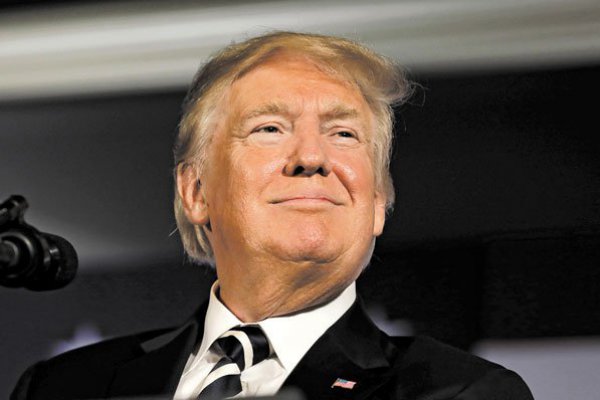 Trump critica a líder sindical en Día del Trabajo