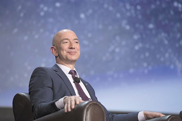 Amazon se alza como segunda estadounidense en superar US$ 1 billón en la bolsa
