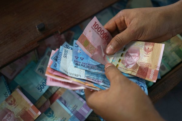 Caída de mercados emergentes se extiende a China, Indonesia y Sudáfrica, en medio de ola vendedora