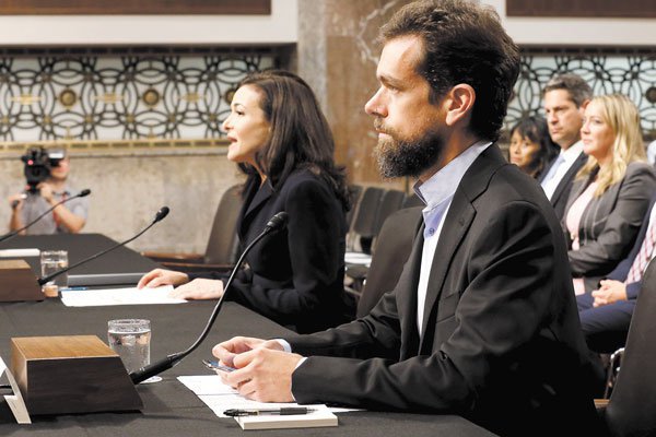 Tecnológicas caen en bolsa en medio de audiencia de ejecutivos en el Congreso de EEUU