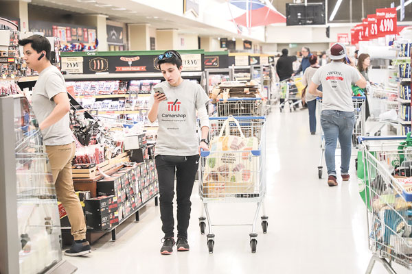 Walmart enfrenta complejidades en locales tras boom de Cornershop