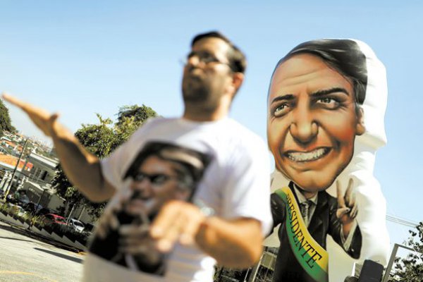 Bolsonaro sube en sondeos tras atentado