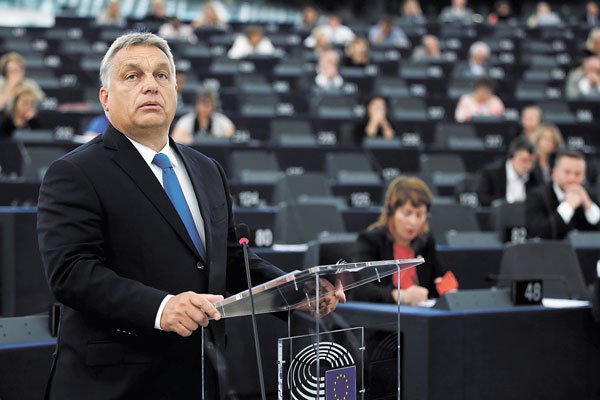 Parlamento Europeo da el primer paso para imponer histórica moción de censura a Hungría