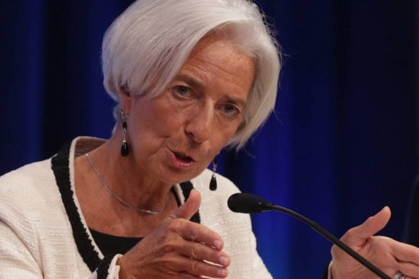 FMI da nuevo espaldarazo a Argentina y dice que negociación ha dado pasos importantes