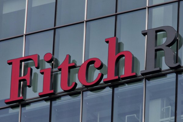 <p>Fitch reduce pronóstico de crecimiento global de 2019 por guerra comercial</p>