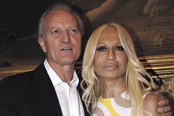 Michael Kors compraría Versace por US$ 2 mil millones