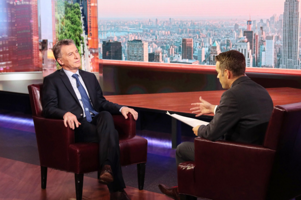 Macri confirma más apoyo del FMI en medio de intensa agenda que busca recuperar la confianza