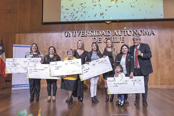 Fundación Banigualdad premió con $ 1.000.000 a cinco microempresarios destacados