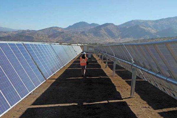 Transelec instalará 55 paneles fotovoltaicos en Rincón de Pataguas