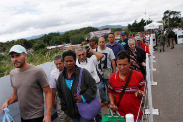 <p>No solo en Chile: Suben con fuerza los trabajadores venezolanos en Argentina</p>