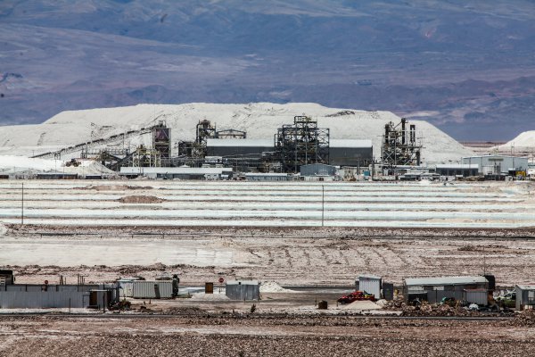 No se rinde: China GSR Capital vuelve a la carga para entrar a la propiedad de SQM