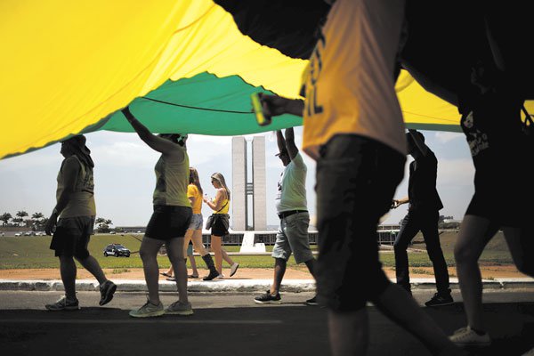 Economía y energía: los retos para el nuevo presidente de Brasil
