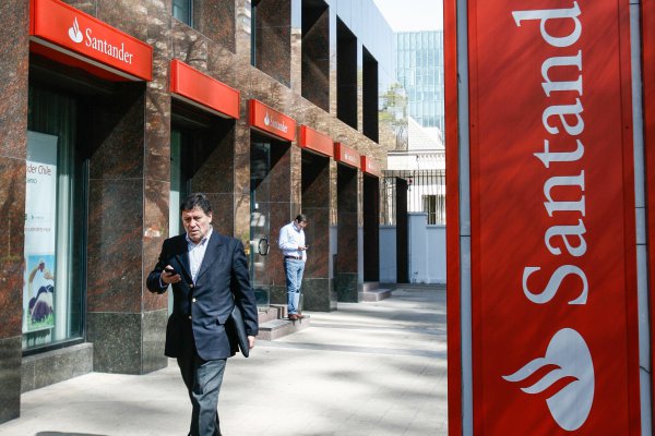 Santander demuestra interés en bonos perpetuos