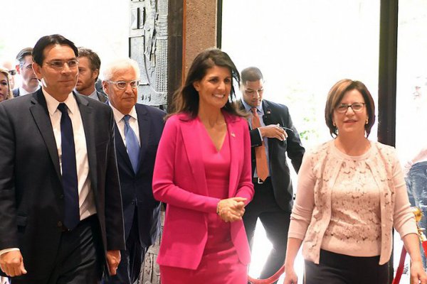 Embajadora de EEUU en la ONU dejará el cargo a fin de año