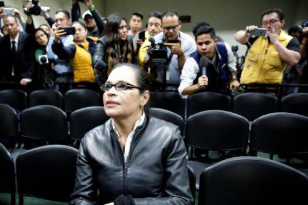 Dictan más de 15 años para la exvicepresidenta de Guatemala por fraude al Estado