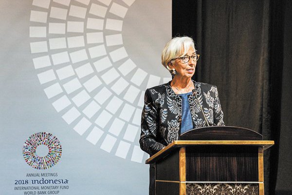 Jefes de instituciones económicas multilaterales piden resistir ola proteccionista liderada por EEUU