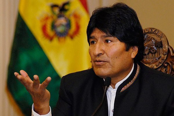 Miles de detractores de Evo Morales protestaron en contra de su reelección
