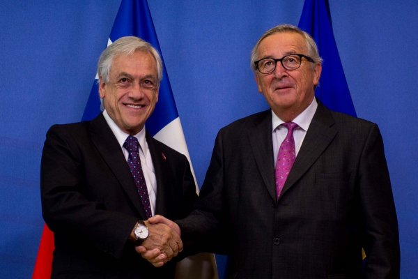 Piñera acelera conversaciones para modernizar acuerdo con Unión Europea