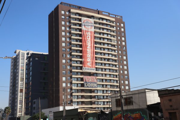 ¡Histórico! Por primera vez precio de arriendos en Santiago Centro supera a los de la zona oriente