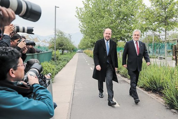 Piñera y Moreno ponen en marcha ‘Compromiso País’ para superar la pobreza