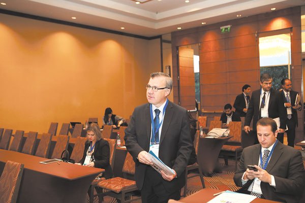 Alternativos: dos AFP firmaron promesa de inversión en cuatro gestores extranjeros