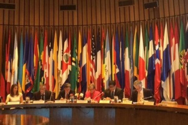 Cepal mantiene el crecimiento de Chile en 3,9%, pero recorta la proyección para la región