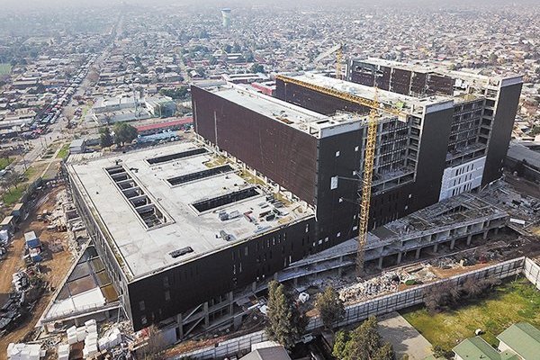 Astaldi compromete pagos a contratistas del Félix Bulnes y fija fecha para plan de reestructuración