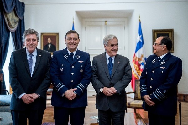 Hijo de Arturo Merino Benítez será el futuro comandante en Jefe de la FACH