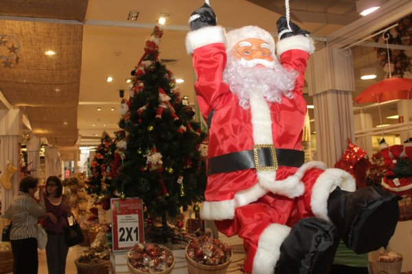 Corte Suprema contra el Viejito Pascuero: Tribunal zanja disputa por imagen en dulces de chocolate