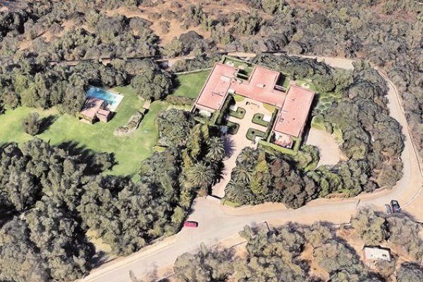 En venta mansión donde vivió “Tato” Gellona, el hombre que trajo los lápices BIC a Chile