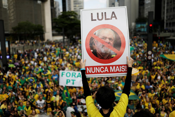 Bolsonaro plantea formar “bloque liberal” con Chile, Argentina y Paraguay